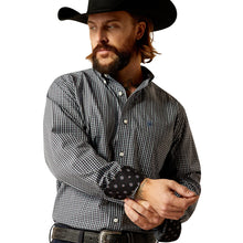 Load image into Gallery viewer, Ariat Mens Wrinkle Free Luther Long Sleeve Shirt