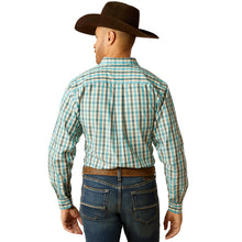 Load image into Gallery viewer, Ariat Mens Wrinkle Free Gordie Fitted Long Sleeve Shirt