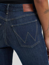 Load image into Gallery viewer, Wrangler Womens Bespoke Hi Rise Skinny Jeans