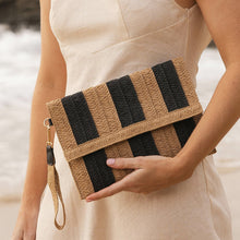 Load image into Gallery viewer, Louenhide Coco Clutch