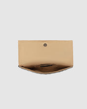 Load image into Gallery viewer, Louenhide Coco Clutch