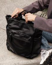 Load image into Gallery viewer, Louenhide Bronx Backpack