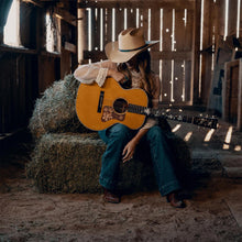 Load image into Gallery viewer, Charlie 1 Horse Lainey Wilson Straw Hat - Atta Girl