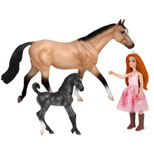 Load image into Gallery viewer, Breyer Freedom Birthday at the Barn