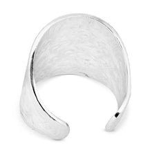 Load image into Gallery viewer, Montana Silversmiths Out West Ring
