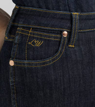 Load image into Gallery viewer, Lainey Wilson X Wrangler Womens Flare Jeans
