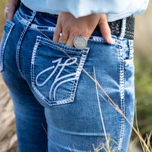 Load image into Gallery viewer, Hitchley & Harrow Comfort Cut High Rise Augusta White Wash Jeans