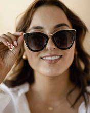 Load image into Gallery viewer, Louenhide Gemma Sunglasses
