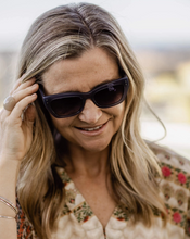 Load image into Gallery viewer, Louenhide Mira Sunglasses