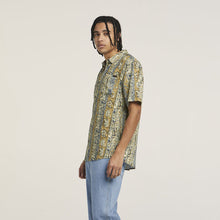 Load image into Gallery viewer, Wrangler Mens Garageland Shirt