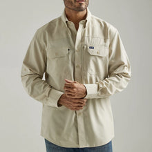 Load image into Gallery viewer, Wrangler Mens Performance Long Sleeve Shirt