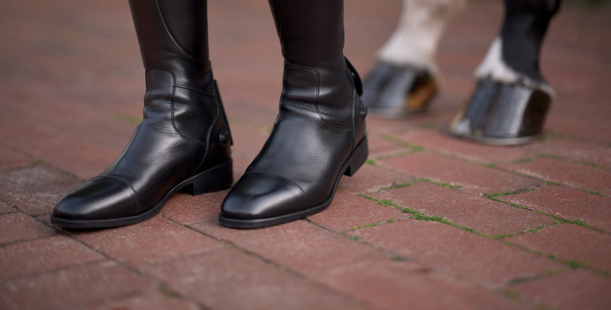 WOMENS RIDING FOOTWEAR – Saddleworld NT