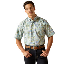 Load image into Gallery viewer, Ariat Mens Edwind short sleeve shirt

