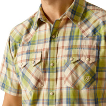 Load image into Gallery viewer, Ariat Mens Hinston Retro Snap Short Sleeve Shirt
