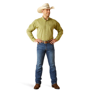 Ariat Mens Wrinkle Free Solid Pinpoint Oxford Long Sleeve Shirt
