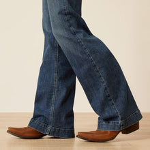 Load image into Gallery viewer, Ariat Womens Mid Rise Trouser Olivia Columbia Jeans
