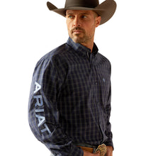 Load image into Gallery viewer, Ariat Mens Pro Series Team Kolt long sleeve shirt
