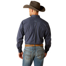 Load image into Gallery viewer, Ariat Mens Pro Series Team Kolt long sleeve shirt
