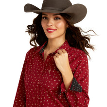 Load image into Gallery viewer, Ariat Womens KIRBY stretch long sleeve shirt
