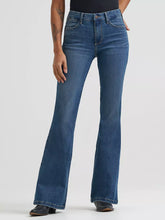 Load image into Gallery viewer, Wrangler Womens Bespoke Hi Rise Flare Jeans
