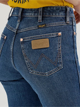 Load image into Gallery viewer, WRANGLER LAINEY WILSON WOMENS BOOT HUGGER JEANS

