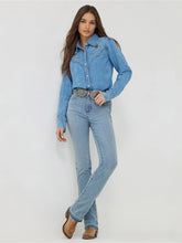 Load image into Gallery viewer, WRANGLER LAINEY WILSON WOMENS BOOT HUGGER JEANS
