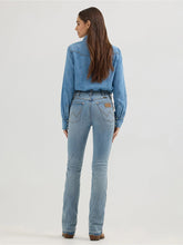 Load image into Gallery viewer, WRANGLER LAINEY WILSON WOMENS BOOT HUGGER JEANS
