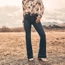 Load image into Gallery viewer, Wrangler Womens Bespoke Hi Rise Trouser Jeans
