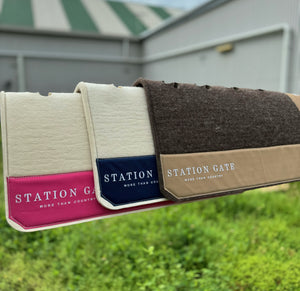 STATION GATE FELT SADDLE PAD