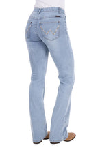 Load image into Gallery viewer, Wrangler Womens Verity B Cut Willow Jeans
