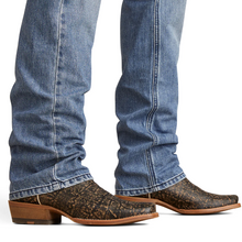 Load image into Gallery viewer, Ariat Mens M4 Relaxed Ward Straight Leg Jeans
