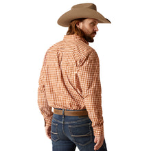 Load image into Gallery viewer, Ariat Mens Pro Series Garrison Classic Long Sleeve Shirt
