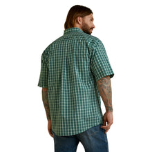 Load image into Gallery viewer, ARIAT MENS WRINKLE FREE FINAN CLASSIC SHORT SLEEVE SHIRT
