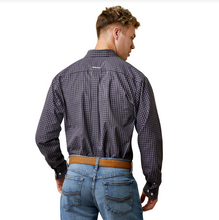 Load image into Gallery viewer, Ariat Mens Wrinkle Free Fitzgerald Fitted Long Sleeve Shirt
