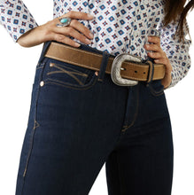 Load image into Gallery viewer, ARIAT WOMENS ELLA R.E.A.L. PERFECT RISE STRAIGHT LEG JEANS
