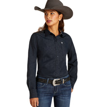 Load image into Gallery viewer, ARIAT WOMENS WRINKLE FREE KIRBY STRETCH LONG SLEEVE SHIRT

