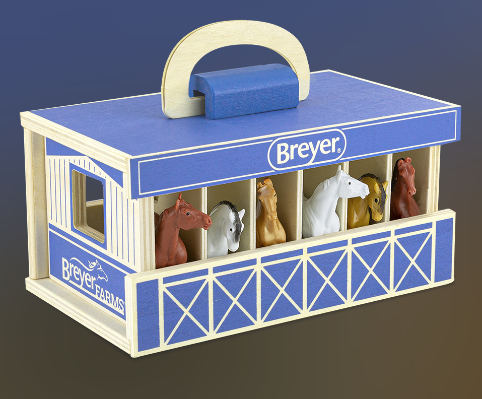 BREYER STABLEMATES FARMS WOODEN CARRY CASE