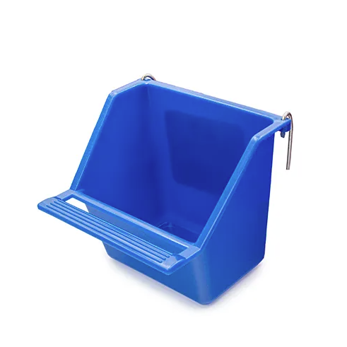 COOP CUP WITH PERCH