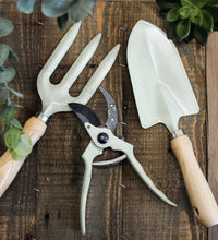 Load image into Gallery viewer, Garden Whisper Tool Set Of 3
