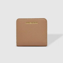 Load image into Gallery viewer, Louenhide Lily Wallet
