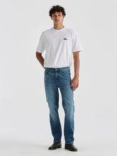 Load image into Gallery viewer, LEE MENS L101 STRAIGHT LEG JEANS
