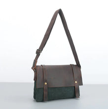 Load image into Gallery viewer, OUTFOX CAMBRIDGE MESSENGER BAG
