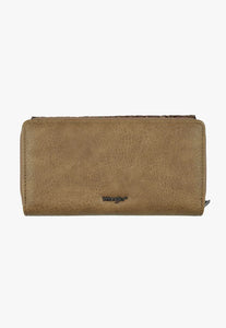 Wrangler Audra Wallet