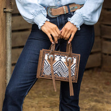 Load image into Gallery viewer, Pure Western Rayleigh Bag
