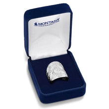Load image into Gallery viewer, Montana Silversmiths Out West Ring
