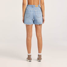 Load image into Gallery viewer, Riders By Lee Girlfriend Short
