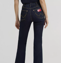 Load image into Gallery viewer, Lainey Wilson X Wrangler Womens Flare Jeans
