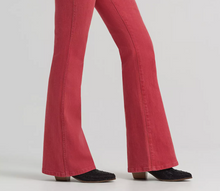 Load image into Gallery viewer, Lainey Wilson X Wrangler Womens Flare Jeans

