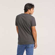 Load image into Gallery viewer, WRANGLER MENS FANGS HIT TEE
