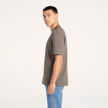 Load image into Gallery viewer, WRANGLER MENS MODEL BAGGY TEE

